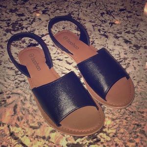 Boohoo Black Strap Sandals